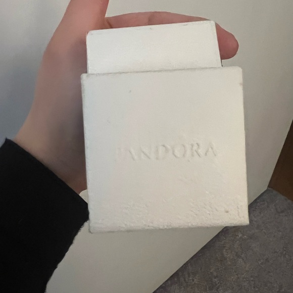 ✨ Pandora bracelet gold heart charm with Rhein stones - Picture 4 of 4